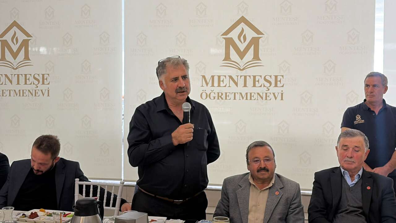 AK Parti Menteşe’den Muhtarlara Kahvaltı Programı 9